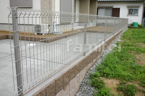 境界フェンス