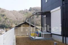 レギュラーテラス屋根1F 境界フェンス