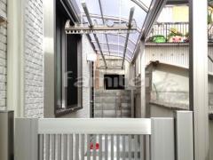 ���������� �쥮��顼�ƥ饹���� 1���� R�������벰�� ʪ����