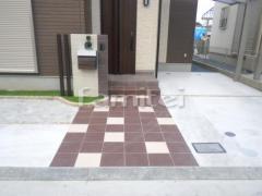玄関アプローチ階段 床タイル貼り INAXイナックス グレイスランド300角 メインGRL-16 ポイント GRL-14 LIXILリクシル