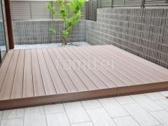 人工木デッキ LIXIL 人工木 木彫 樹ら楽ステージ
