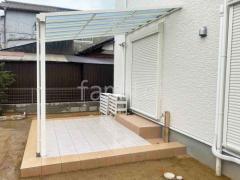1階テラス屋根 (雨除け) YKKAP ソラリアF フラット屋根 スタンダード 壁付 タイルデッキ 壁1面 LIXIL グレイスランド ベーシック