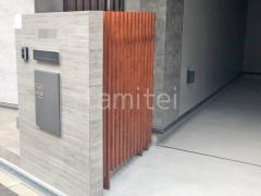 本体色:レッドウッド