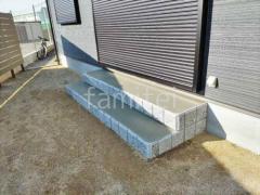 化粧ブロックステップ ユニソン リブスプリット