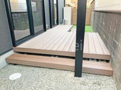 人工木デッキ LIXIL 人工木 木彫 樹ら楽ステージ