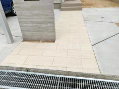 玄関アプローチ 床タイル貼り タカショー セラマイカ
