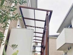 1階テラス屋根 (雨除け) YKKAP フル木製調 サザンテラス フレームタイプ フラット屋根 スタンダード 壁付