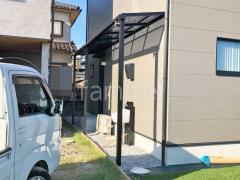 1階テラス屋根 連棟 (雨除け) YKKAP ソラリアF フラット屋根 スタンダード 壁付