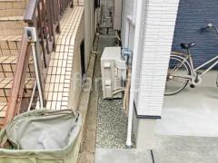 犬走り 防犯砂利敷き バラス砕石 防草シート加工