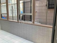 壁タイル張り LIXIL セラヴィオ S(割肌面ボーダー)