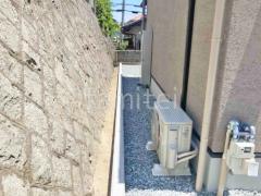 犬走り 防犯砂利敷き バラス砕石 防草シート加工