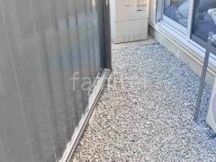 犬走り 防犯砂利敷き バラス砕石 防草シート加工