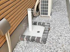 ピンコロ囲い水受け(パン) 土間モルタル仕上げ 洗い場